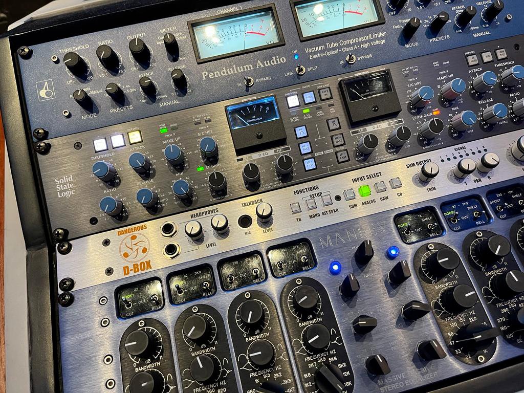 Mastering-Studio-3-Faders-14